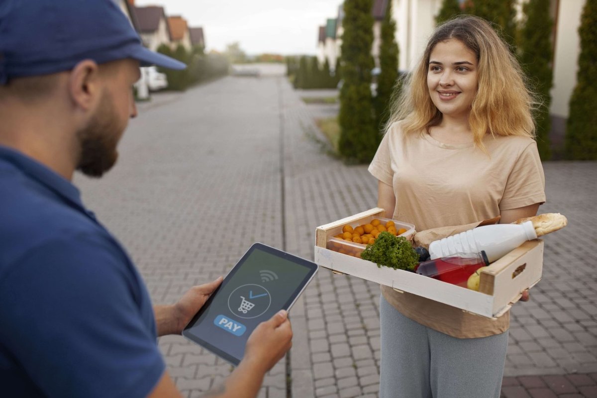 Weighing The Pros And Cons Of DoorDash Food Delivery